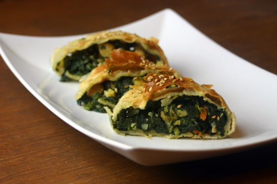 Orientalischer Spinatstrudel mit Kichererbsen