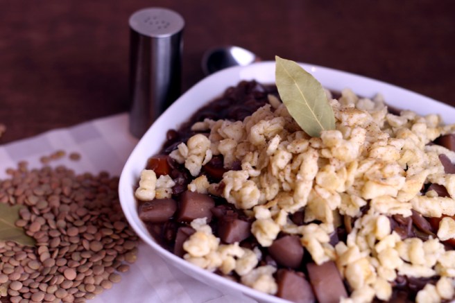 Linseneintopf Rotwein selbst gemachte Knöpfle