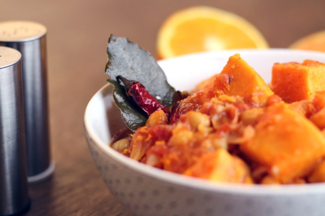 Vegan Rezept Kichererbsen Süßkartoffel Curry Orange